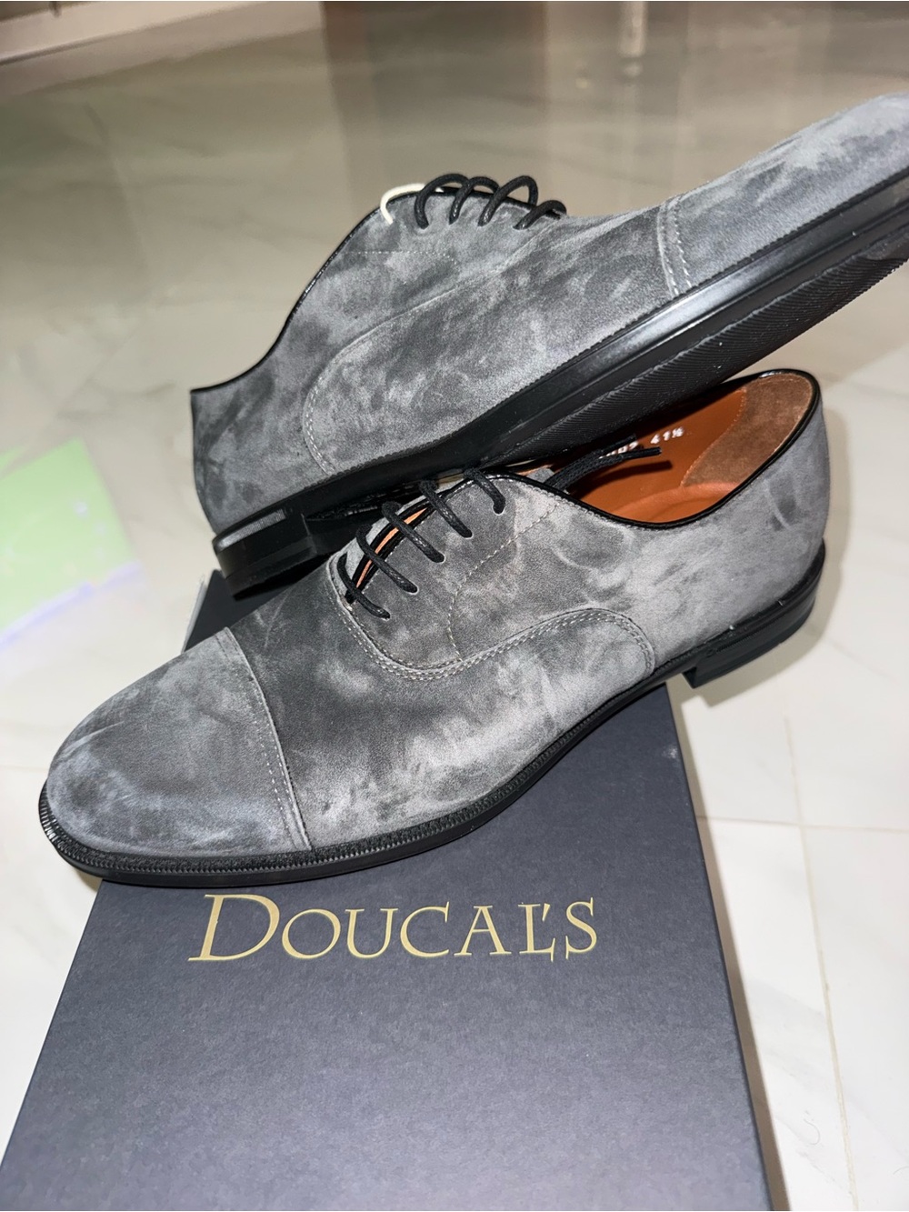 Doucal's Gray Suede Captoe Oxford men’s dress Shoes - Sz 9 - made in Italy 🇮🇹